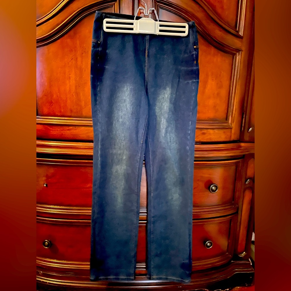 Lysse small dark wash straight leg jeans